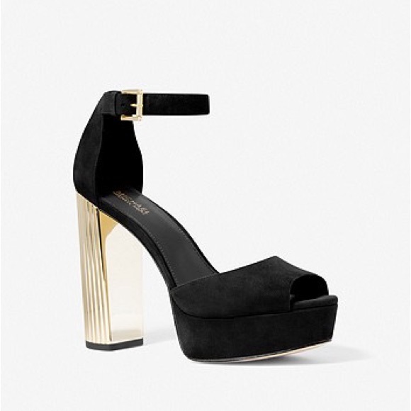 MICHAEL MICHAEL KORS
Porter Suede Platform Sandal - Picture 1 of 6